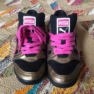 Women’s Bronze and Pink Pumas US 8